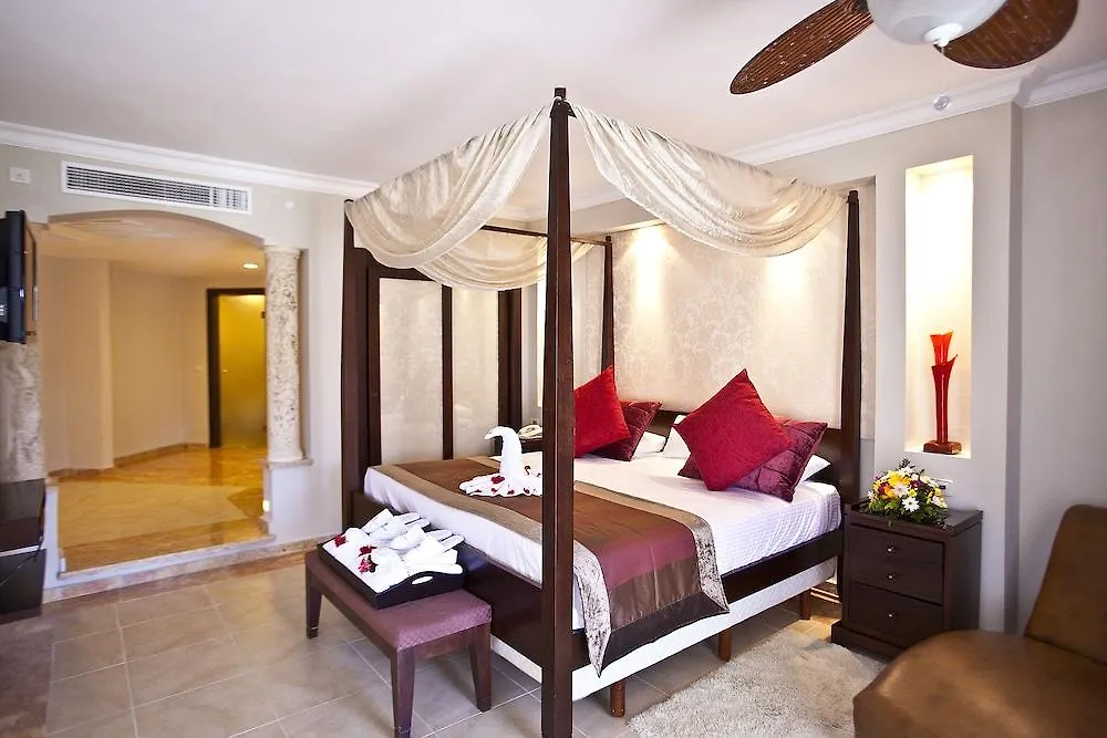 Majestic Elegance Punta Cana (Adults Only)