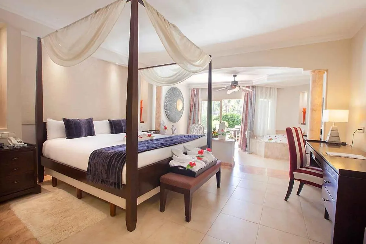 ***** Resort Majestic Elegance Punta Cana (Adults Only) Dominican Republic
