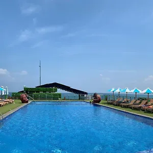 Sulis & 4* Kuta Lombok
